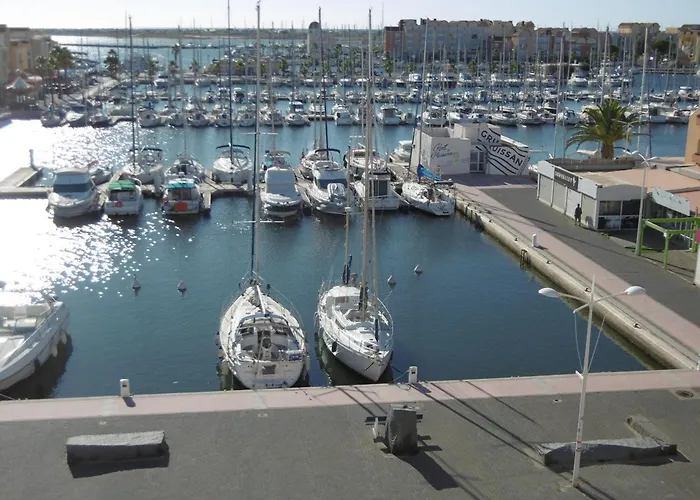 T2 Confortable, 4/5 Pers, Grazel, Parking Prive - Fr-1-796-86 * Gruissan