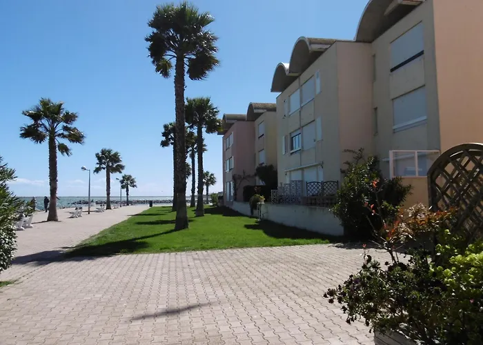 T2 Confortable, 4/5 Pers, Grazel, Parking Prive - Fr-1-796-86 Apartman *