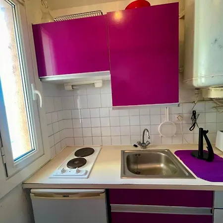 T2 Confortable, 4/5 Pers, Grazel, Parking Prive - Fr-1-796-86 Apartment